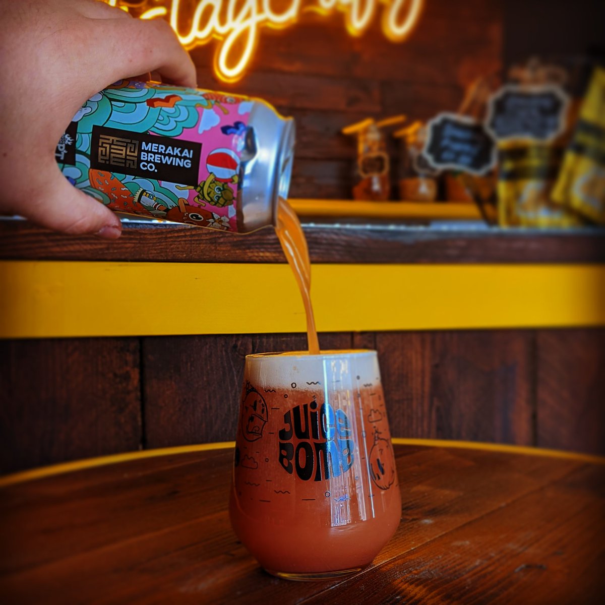 Ace fruited gose from <a href="/merakaibrewing/">Merakai Brewing CO.</a> 👌

Get it at 🔗indiibrewco.com

#beeroclock #supportlocal #SupportSmallBusinesses