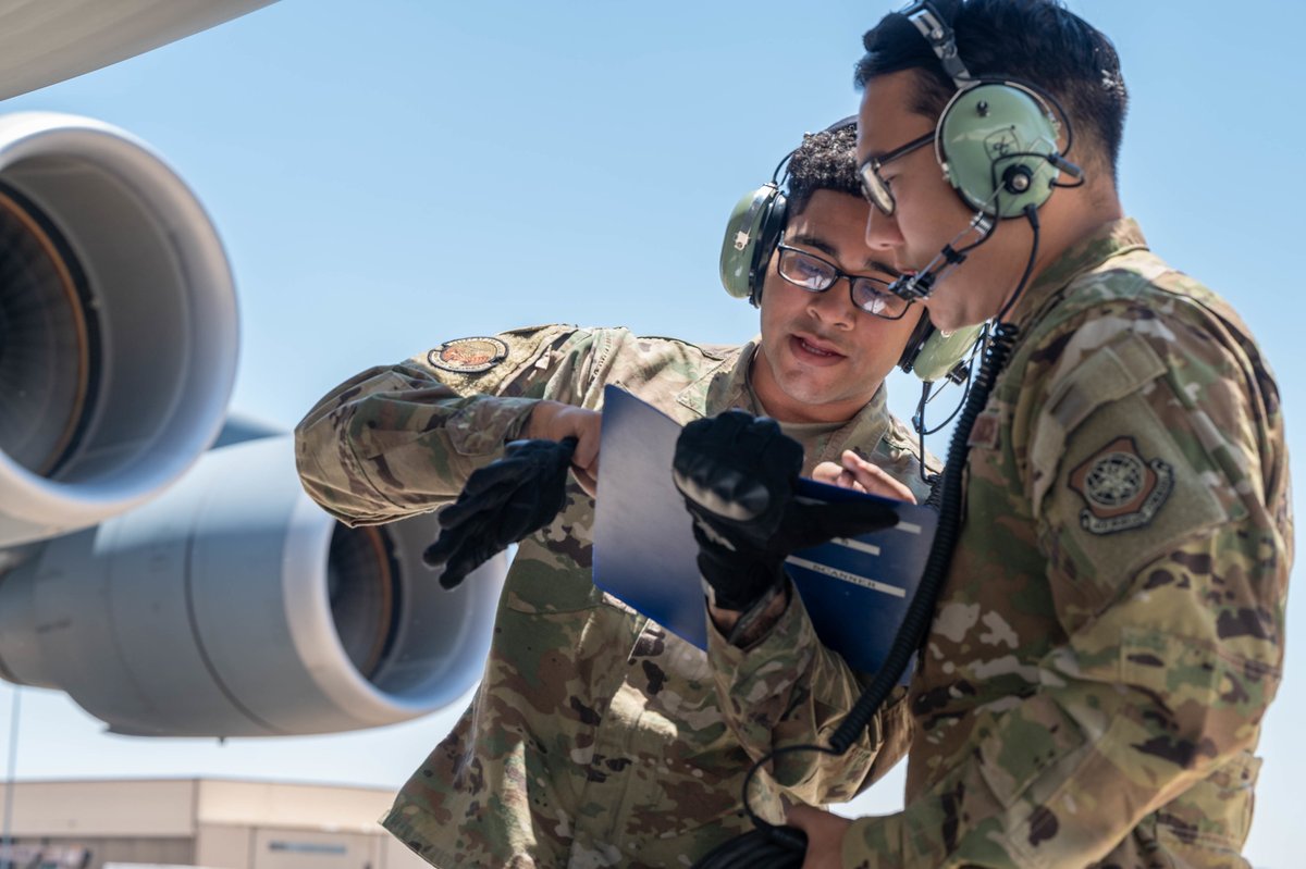 U.S. Air Force tweet media