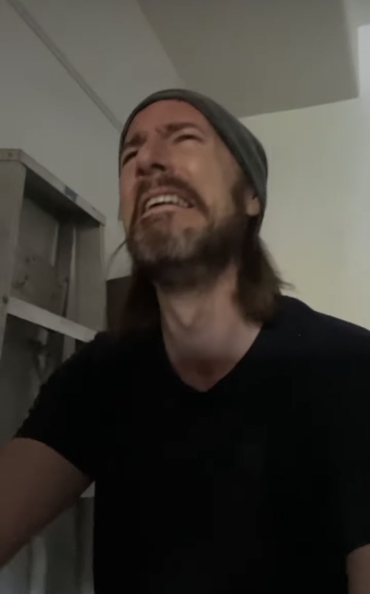 monbronte's tweet photo. it’s okay matt i make this face when i work out too @matthewmercer https://t.co/XAAZP4JFNw