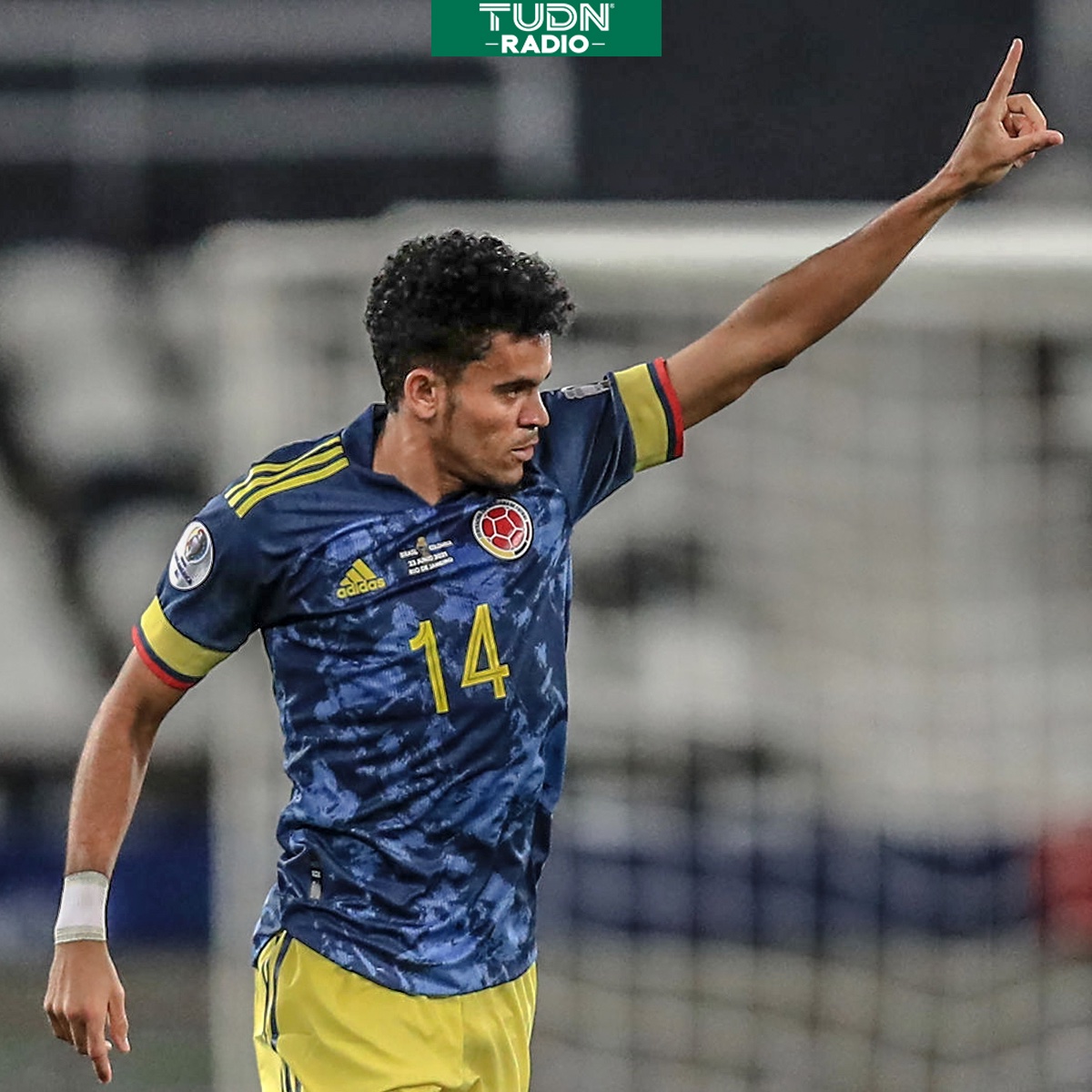 TudnRadio's tweet photo. ¡GOOOL DE COLOMBIA! 🇨🇴
¡GOOOL DE COLOMBIA! 🇨🇴
¡GOOOL DE COLOMBIA! 🇨🇴
Con una obra de arte de Luis Fernando Díaz Colombia le está pegando 1-0 al anfitrión Brasil 🇨🇴🆚🇧🇷
#futbol #compaamerica #brasil #colombia https://t.co/UuuHBdws5M