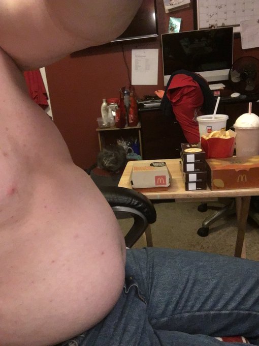 Before and after 4000 calories from McDonald&rsquo;s #bellystuffing #fatboy #grommr #gainer #pig #chubby https://t<a href="/tag/chubby"class="tags"><span>#chubby</span></a><a href="/tag/pig"class="tags"><span>#pig</span></a><a href="/tag/gainer"class="tags"><span>#gainer</span></a><a href="/tag/fatboy"class="tags"><span>#fatboy</span></a><a href="/tag/bellystuffing"class="tags"><span>#bellystuffing</span></a>