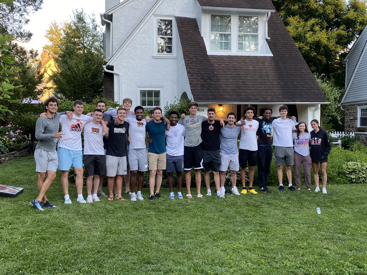 Awesome dinner with the squad to break up our camp week! #FAMILY