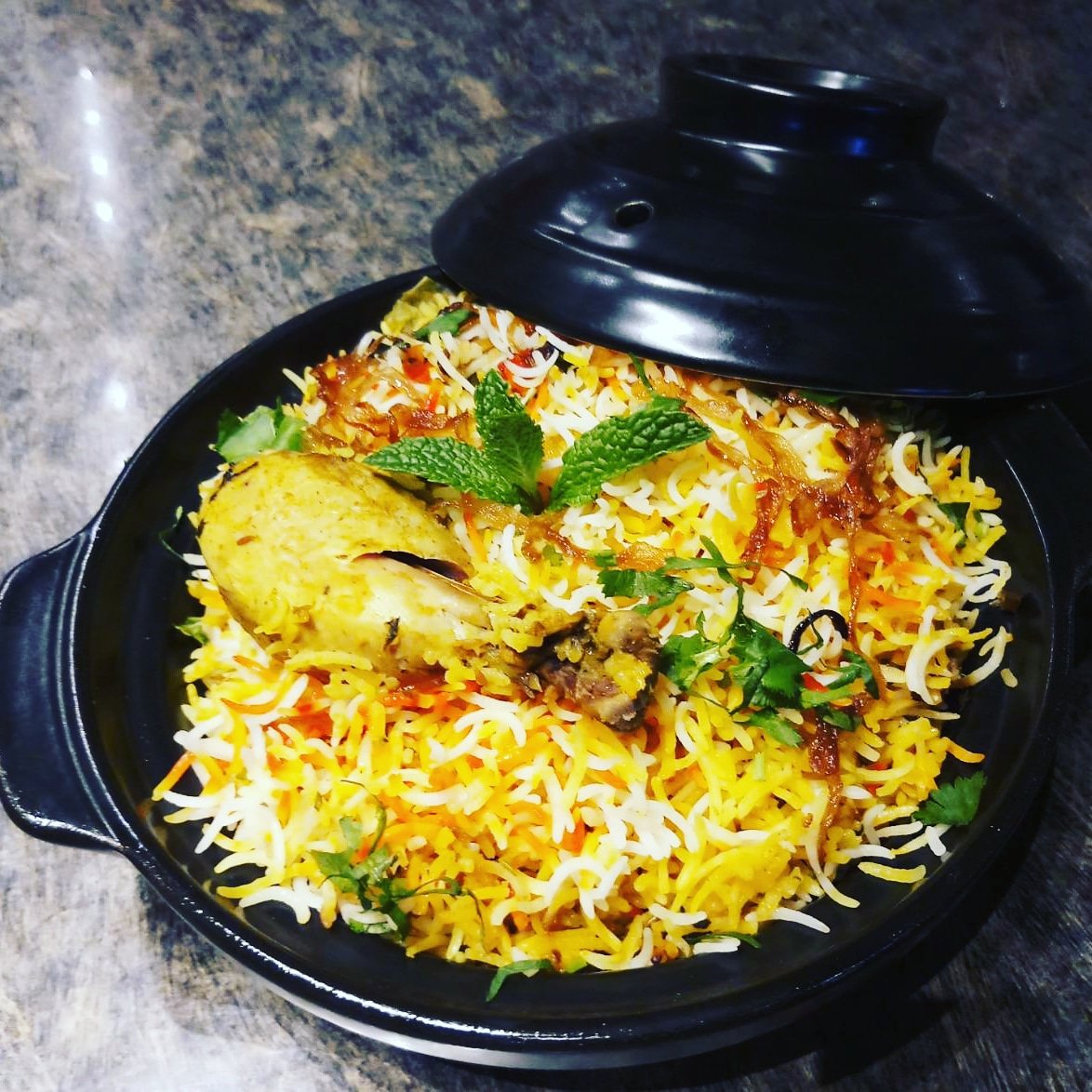 Hyderabadi Murgh Dum Biryani.......all time favorite.#Hyderabad ,#Hyderabadibiryani,#biryanilovers,#indianchef,#cheflife,#indoanfood,,#indianfoodies,#indianrecipes,#chefs,#chef,#foodlovers,#indianchefinUS