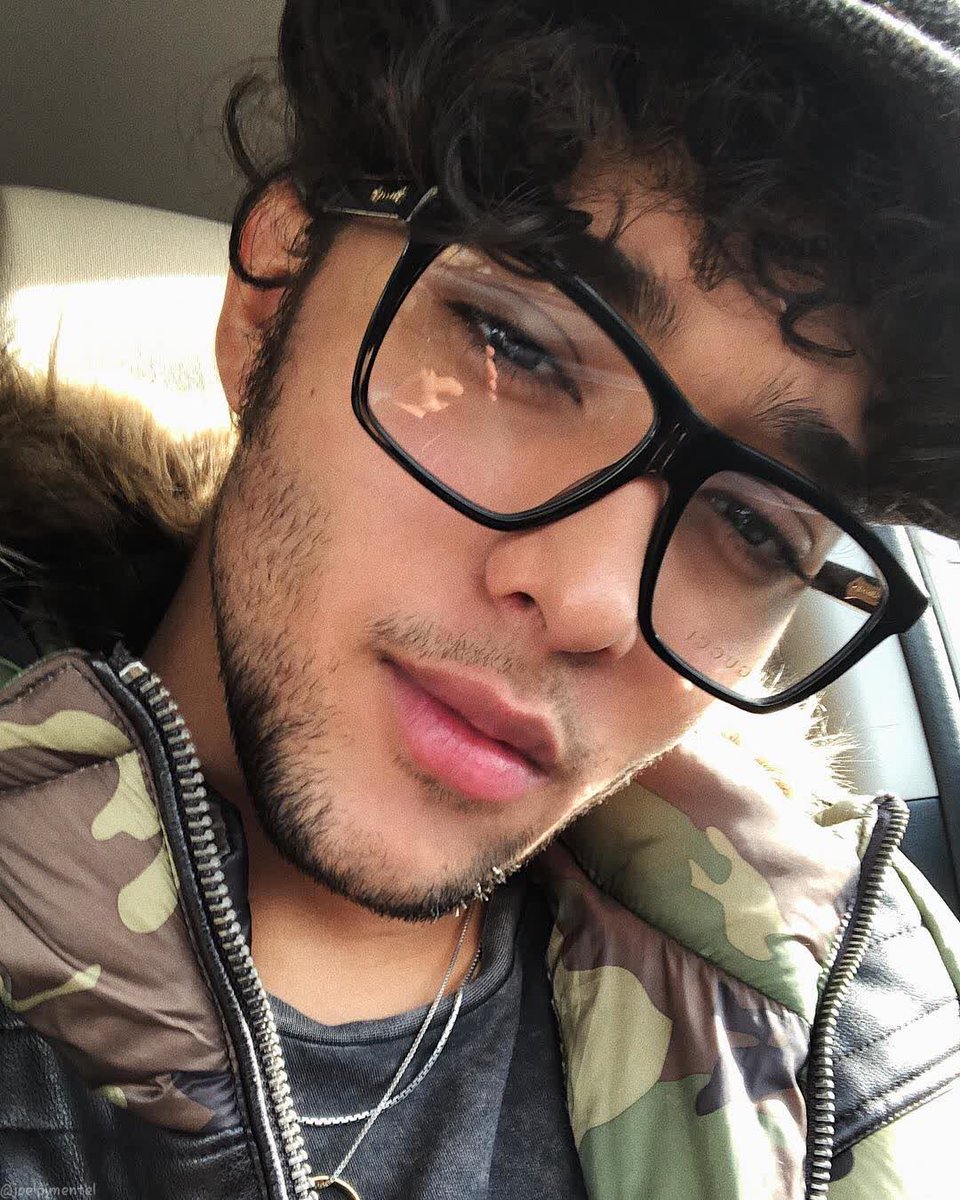 joelapasionadoo's tweet photo. JOEL PIMENTEL HOST KCA
#StreamForJoel
@NickelodeonLA @itsjoelpimentel https://t.co/ZzTogxSIpx