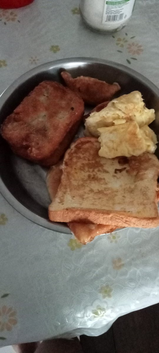 kiara_fordel's tweet image. Starting the day with some good breakfast! #longdayahead #presentationday #3classes