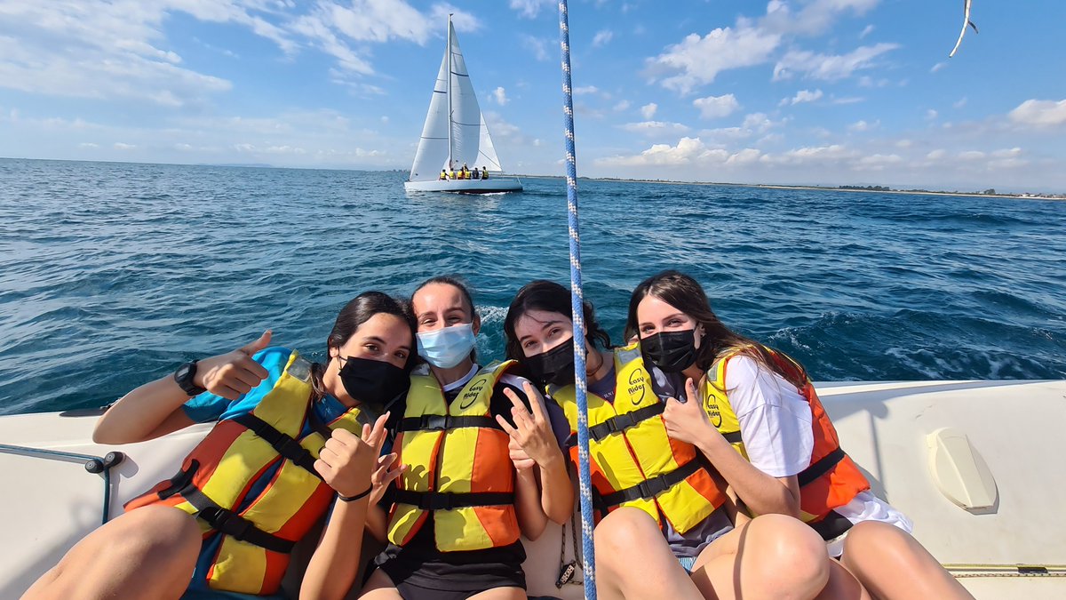 Espectacular el día que hemos pasado en el Real Club Náutico de Valencia con los alumnos de la ESO