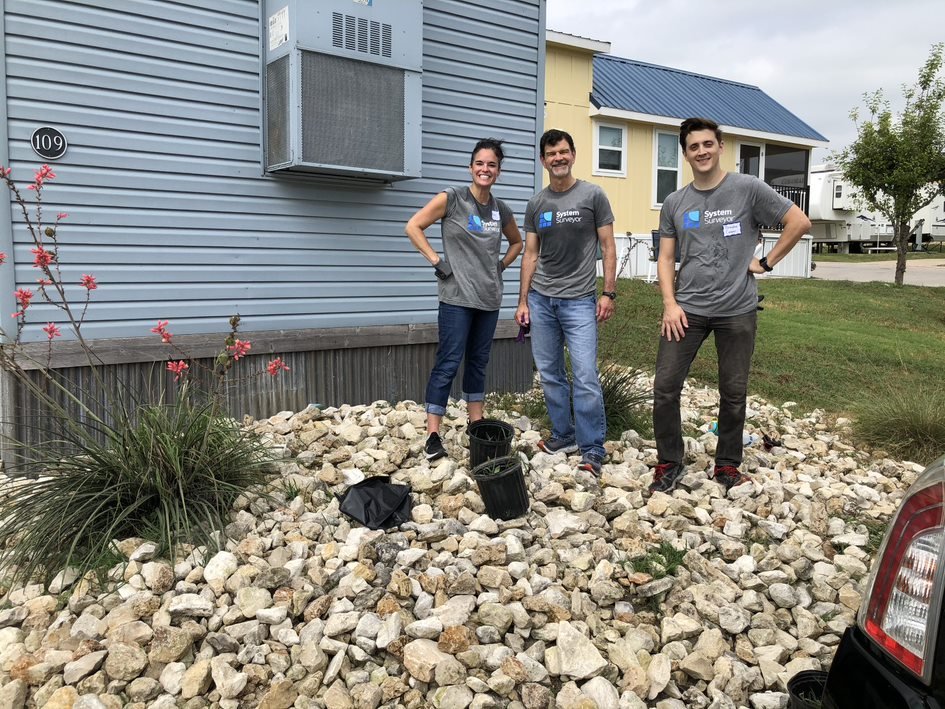 SystemSurveyor's tweet image. Our team enjoyed a day out with the community volunteering with the @mobileloaves, Community First! Village. We met some special people along the way &amp;amp; are amazed by what’s taking place there in their “transformative” residential program.  #servinggoodness