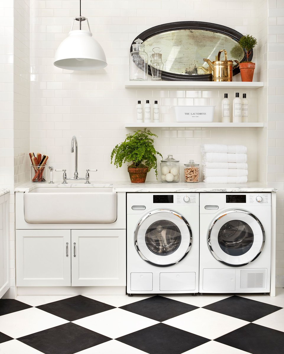 Foxcroft's tweet image. SUMMER GIVEAWAY! Head to our Instagram Page to enter our giveaway with @TheLaundress #foxcroftstyle #summergiveaway instagram.com/p/CQY6p0gDGjc/