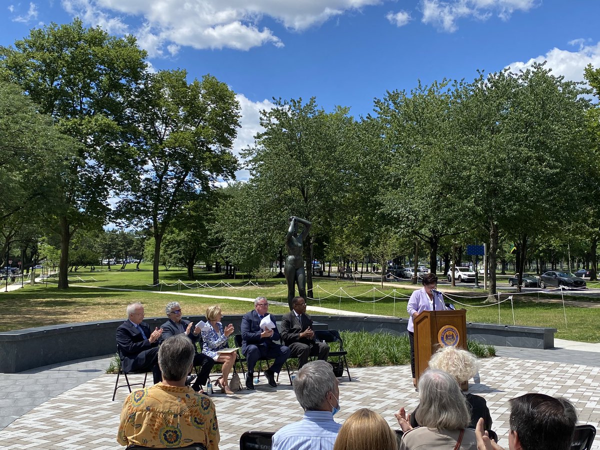 Attended the ribbon cutting 4 Maja Park on Ben Frankin Parkway.  The Dezzi Group helped secure the funds for the construction of the park from Commonwelath of PA &amp; Philadephia.  A public/private partnership! <a href="/PhilaParkandRec/">Philadelphia Parks & Recreation</a> <a href="/JimFKenney/">Jim Kenney</a> <a href="/Darrell_Clarke/">Darrell Clarke</a> @assocPublicArt <a href="/AimcoApts/">Aimco</a>