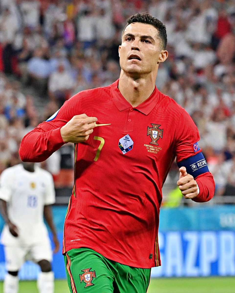 tchoxvmi18's tweet image. Goals vs top 10 teams at international tournaments

🇵🇹 Ronaldo - 12 (3 penalties)
🇦🇷 Messi - 0

Incomparable.
