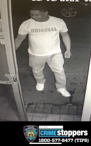 NYPDTips's tweet photo. WANTED for AN Assault : On Sunday, June 20, 2021 at approximately 12:50 A.M. at the corner of Saint Pauls Avenue and 3rd Avenue NYPD42pct . The suspect discharged a firearm striking a 42 Y/O victim in the face.  Any info call or DM NYPDTips at 800-577-TIPS. Reward up to $3500 https://t.co/w3nUBvihP9