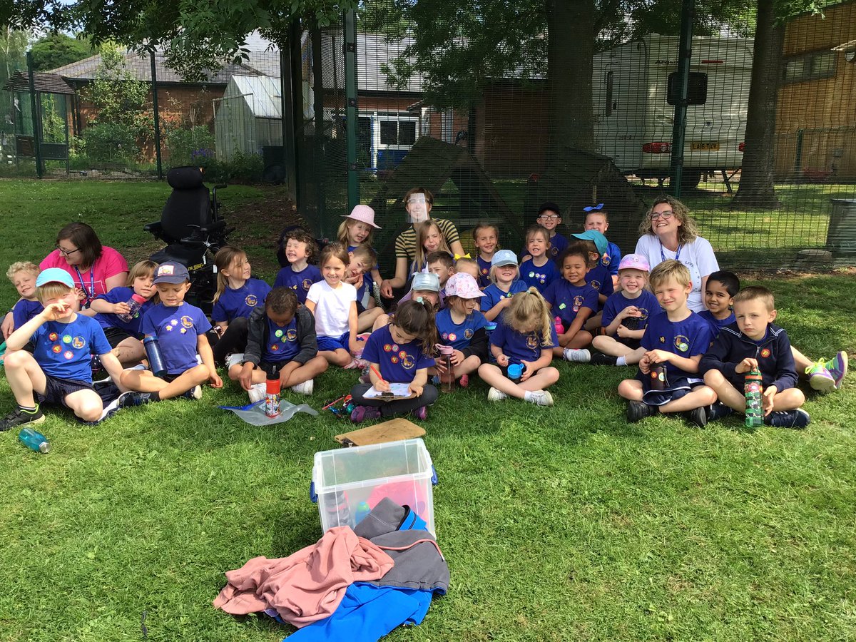 MrsST6's tweet photo. Just a bit of Sports Day spam for you all! The Hedgehogs did amazingly and we had lots of smiling faces throughout! @walton_primary #spotsday https://t.co/z4RGXArF9r