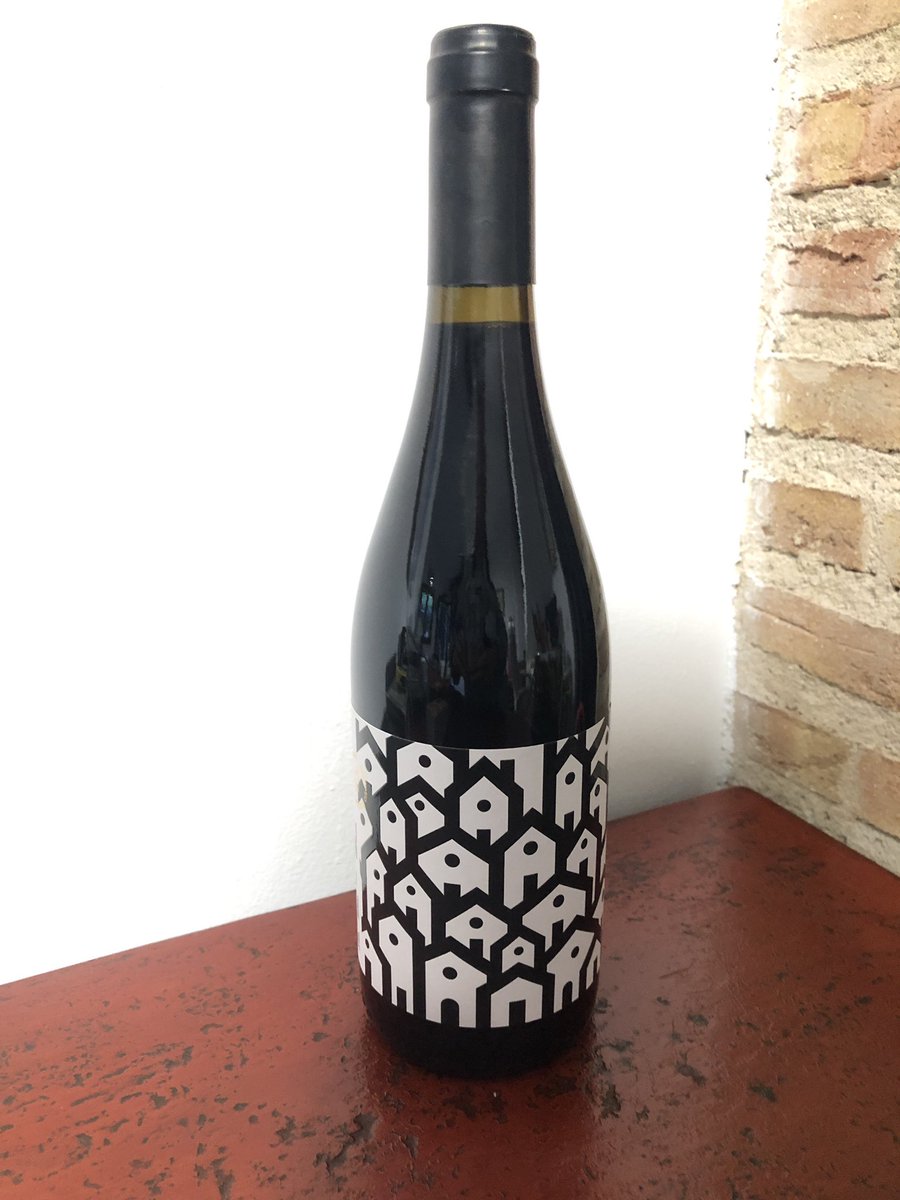 Muchísimas gracias <a href="/Ecommerce_es/">Ecommerce News</a> by <a href="/csdelacruz/">Samuel Rodríguez (Quedan: 18 días 21 horas 26 min)</a> y <a href="/Vinopremier/">Vinopremier.com</a> by <a href="/andotel/">Carlos Andonegui</a> por este detallazo ❤️❤️¡Brindaremos por vosotros! ¡Prometido!