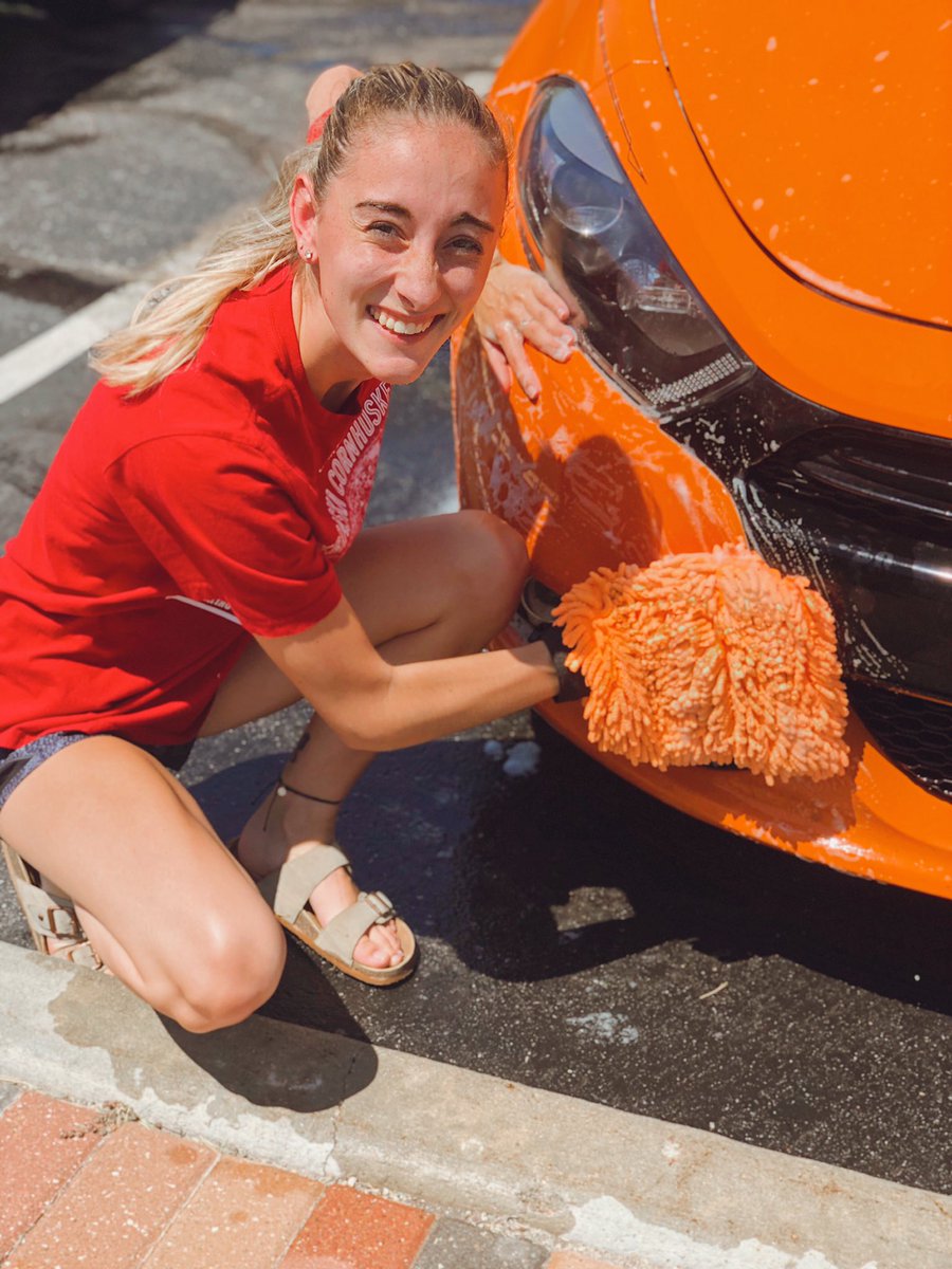 The_ViewLincoln's tweet photo. We had so much fun at our car wash event!! 🚘 Stay posted for more events coming soon!! 🤩 

#liveherelivewell 
#theviewapartments 
#carwash💦 https://t.co/Y5fmA2Fmjz