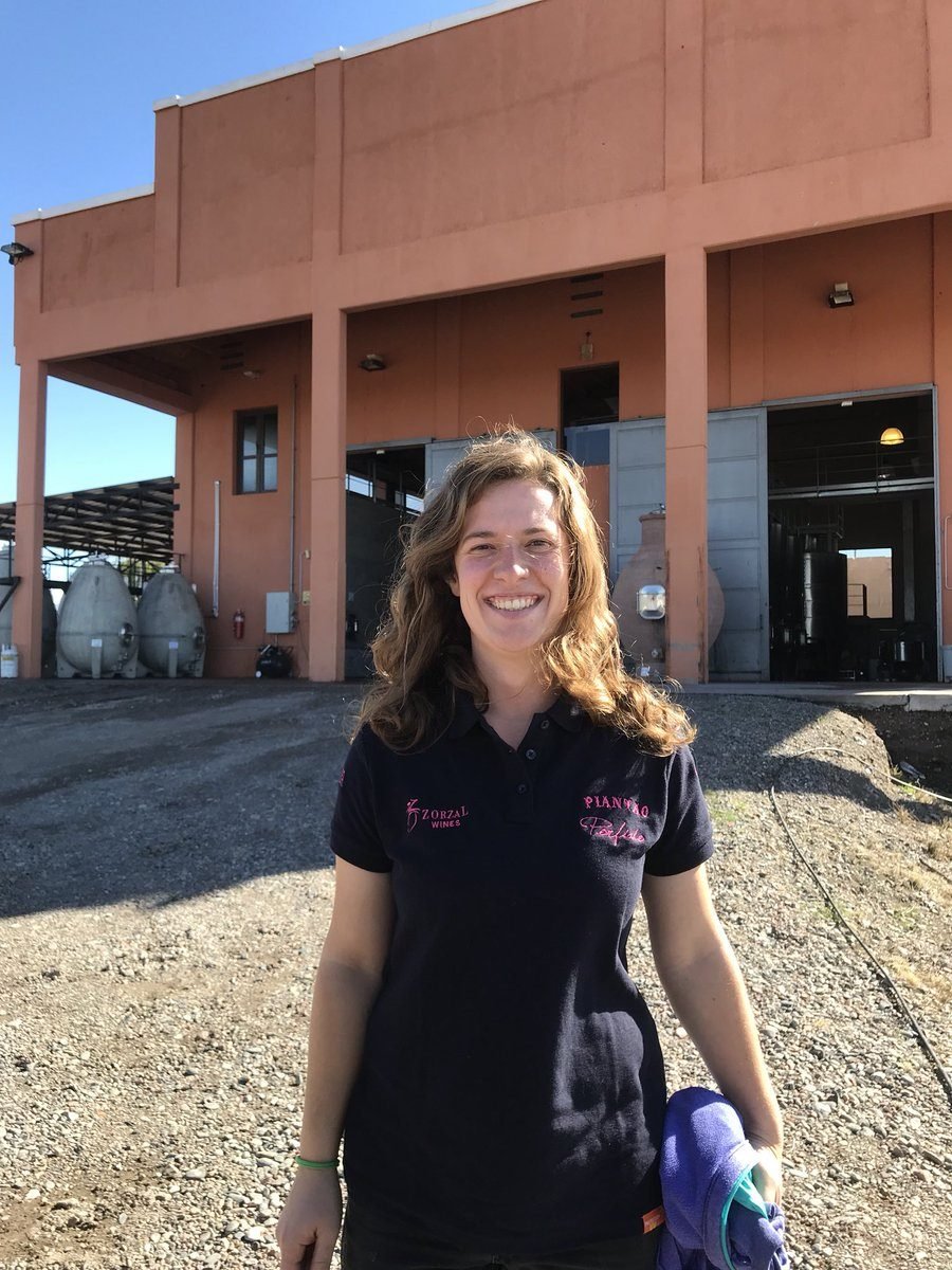 En el grupo "Amigos de Paladar Noir" de Facebook compartimos una nota a propósito de los vinos de la Noe <a href="/NoeliaJuri/">Noelia Juri</a> Najmay...

Pasate por ese reducto y lee lo lindo que fue degustar sus vinos: facebook.com/groups/amigosd…