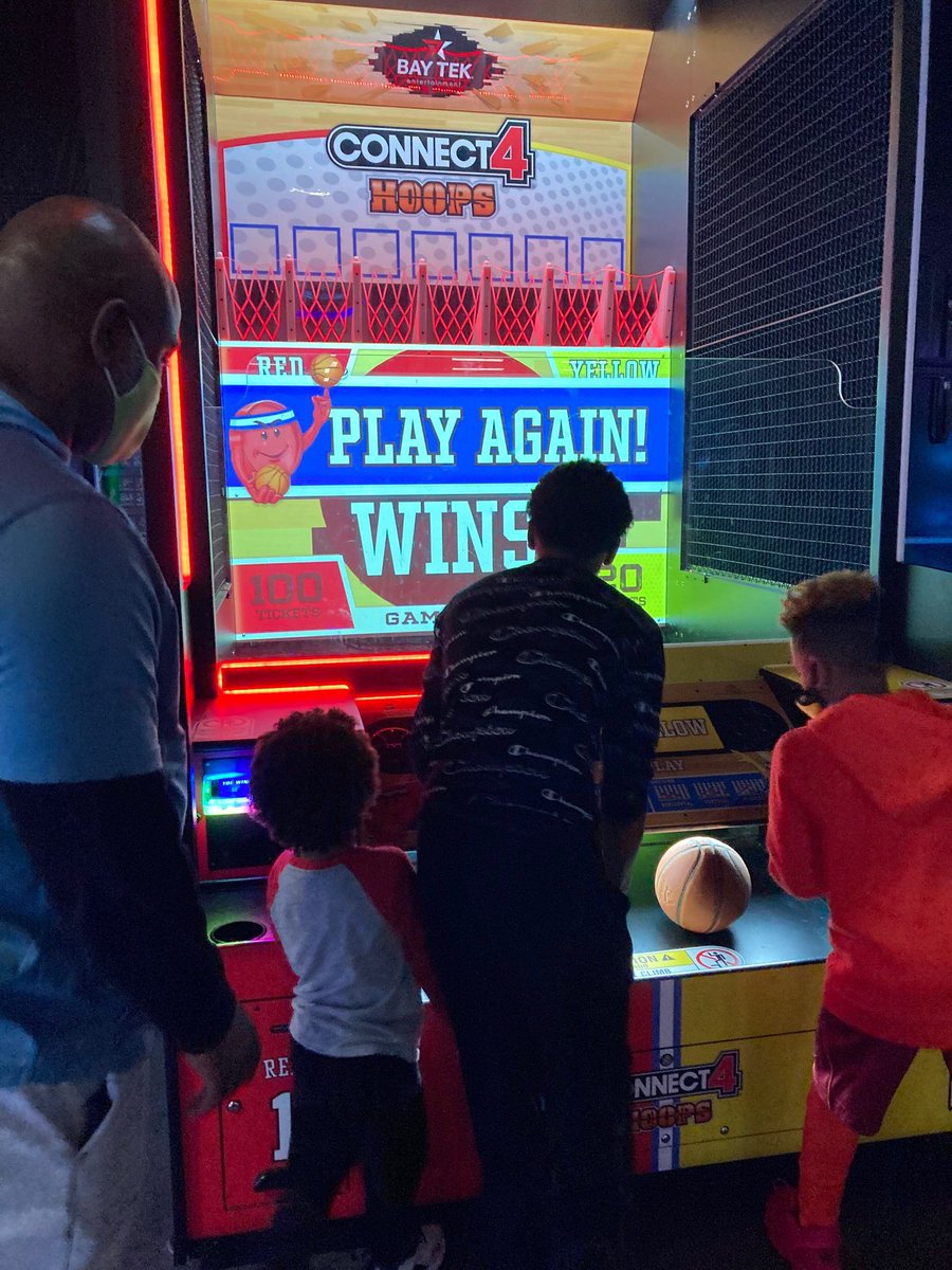 You'll Find History, Food &amp; Fun on a Family Getaway to South Bend 😀

𝐑𝐄𝐀𝐃 𝐌𝐎𝐑𝐄: bit.ly/3vA4jFq

<a href="/visitsouthbend/">Visit South Bend</a> <a href="/saintmarys/">Saint Mary's College</a> <a href="/PotawatomiZoo/">Potawatomi Zoo</a> <a href="/studebakermus/">Studebaker National Museum</a>