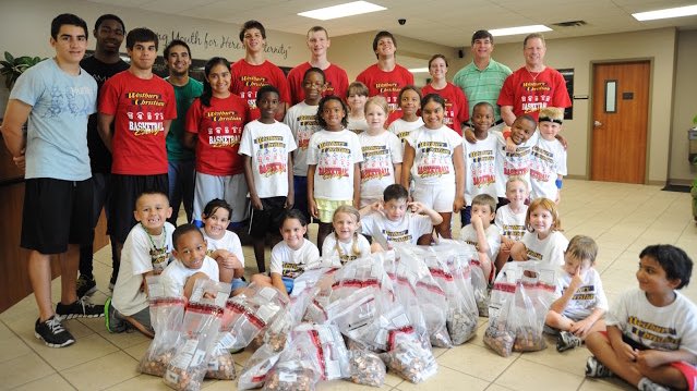 WCS_Houston's tweet photo. WILDCAT LEGACY. For the past 23 years, Coach Hawley has organized coin collection for three Christian organizations: Mission Lazarus in Honduras, Jovenes en Camino, Hope for Haiti’s Children. 
🇭🇹 🐾 🇭🇳 The students have collected approximately $200,000 over the past 23 years! https://t.co/bdkdOM5jQg
