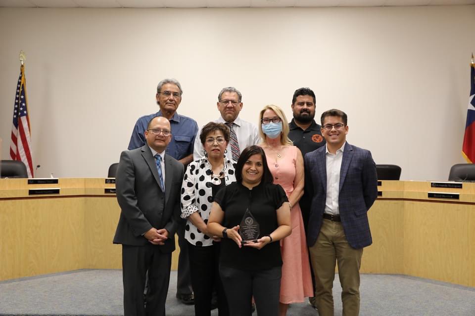 Alderete_Eagles's tweet photo. Congrats Eagles!! 🧡🦅 At the @CanutilloISD board meeting, WE were recognized for having the highest attendance for secondary schools with a 97.12%!! Yay!! #AttendanceMatters at AMS! @PedroGalaviz9 @dykerney https://t.co/mVYAqZf0Ji