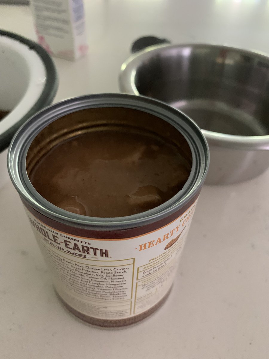 djames315's tweet photo. @MerrickPetCare  I would like to understand why you don’t fill Whole Earth Farms cans of dog food to the top! 😡 https://t.co/RBG5KuLsH6