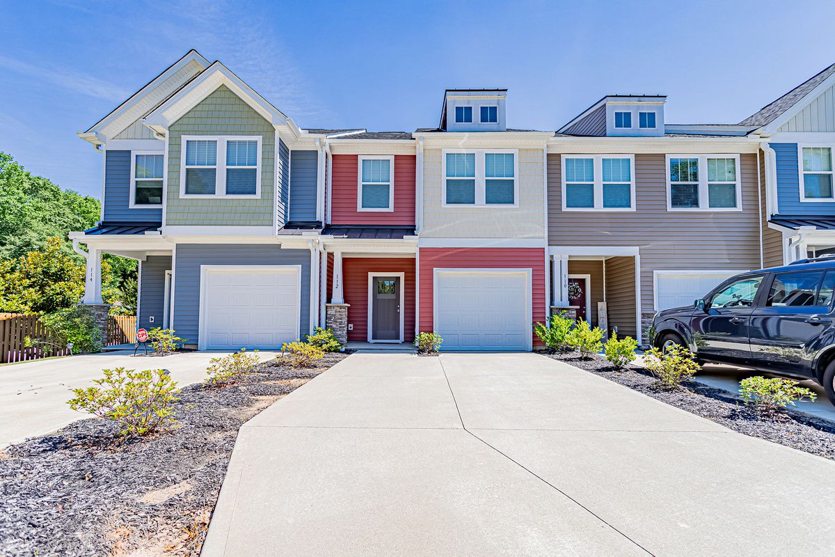 AlphaPropertySC's tweet image. FOR RENT $1550/month:
112 Lerner Ct
Spartanburg, SC 29301
View additional listings here: alphapropertysc.com
Property Information Here: bit.ly/3daHKQO