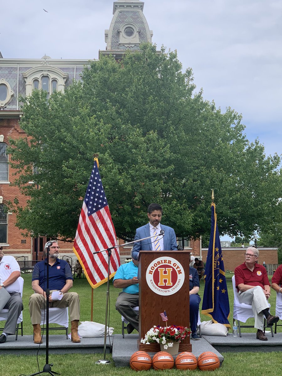 rsanchezindy's tweet photo. Had the honor of participating today in the ribbon cutting ceremony for one of our 21 Indianapolis NBA All-Star Legacy projects in Knightstown, IN with Governor Holcomb and other local leaders. They recreated an exact replica of the famous Hoosiers Court! So cool!#NBAxIndyLegacy https://t.co/7e4Fk25U4R