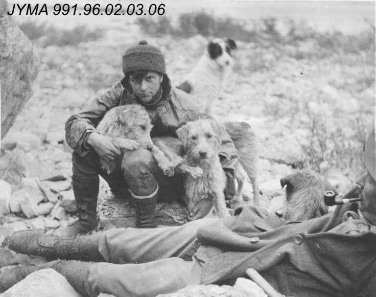 Happy #TakeYourDogToWorkDay !
Take an extra moment to appreciate your furry friends today and take a look at some dogs from our collection. 

Dogs have historically lived and worked alongside the people of Jasper for hundreds of years. 

JYMA 991.96.02.03.06, 2017.78.01.15