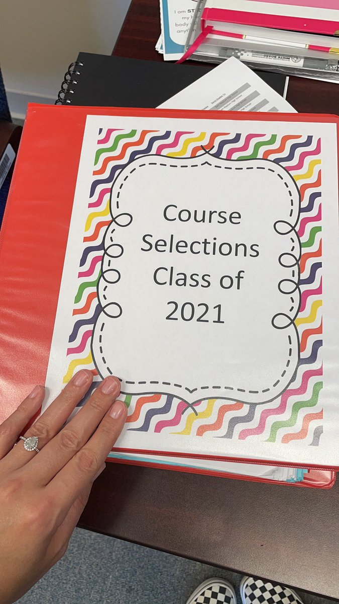 CounselorRamos1's tweet photo. Awe 😭😭 I found my senior students course registration sheets from freshman year! 👨🏻‍🎓👩🏻‍🎓 #Classof2021 💙 https://t.co/9EtKdrH11y