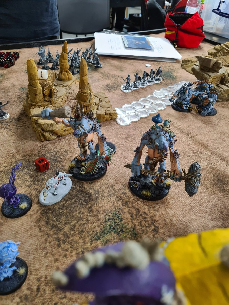 Troggmeta's tweet image. Trogg have first game of AoS 3.0 v gravelords. Trogg smash silly dragon, stupid beast man and lots of skeletons. But silly skeletons come back from graves. Stupid skeletons! Trogg use @HonestWargamer scoresheet to help track game. Trogg endorse scoresheet.
