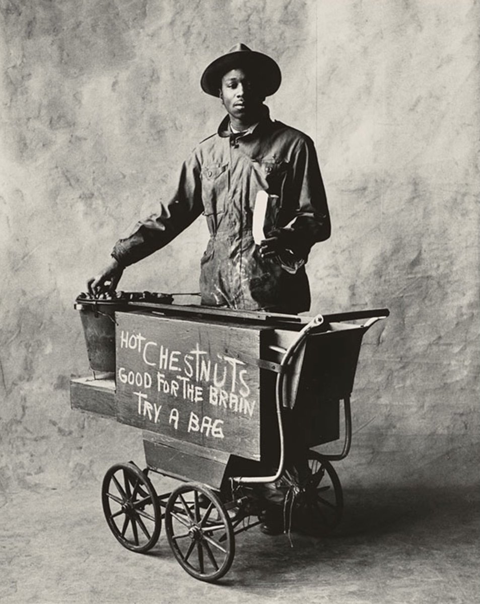 sim_barr's tweet photo. #Photographs from #IrvingPenn’s series #SmallTrades from the early 1950s Paris, London & New York
#ChestnutVedor #MarketPorter #Fireman #pompier
#photography #photographer #workers #blackandwhitephotography #portraitphotography https://t.co/38PfDidjSn