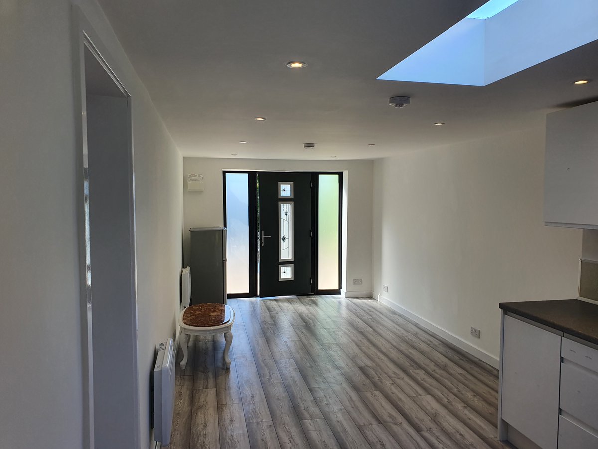 Converting old Garages to cool, quality usable space.

#Garagemoments
#garageconversions