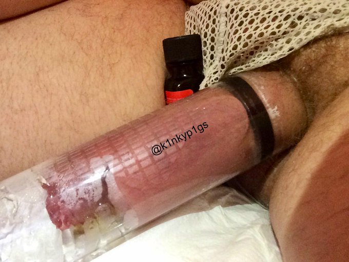 4 pic. This is the first time I post real pics of me: pumping my cock, smoking, drunk, taking a lot of