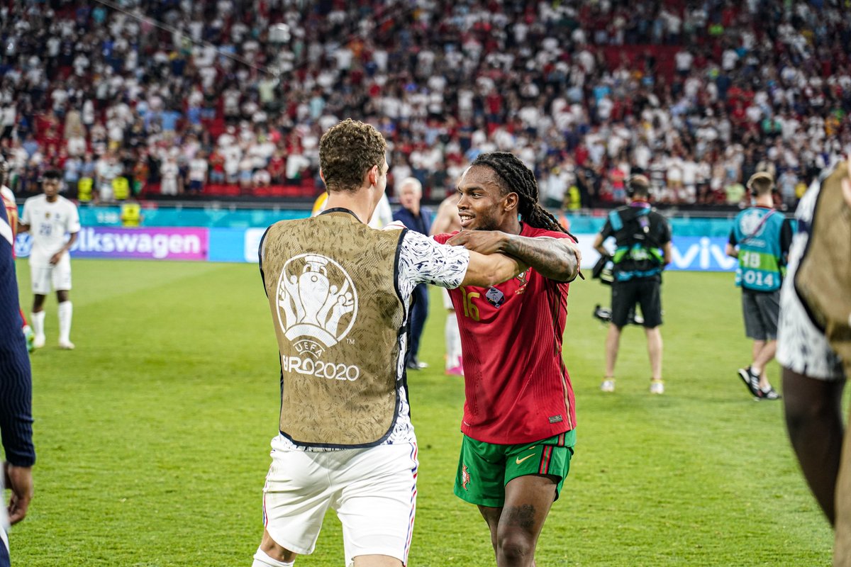 equipedefrance's tweet photo. 🇫🇷🤜🤛🇵🇹 https://t.co/d0VnVZ4aiO