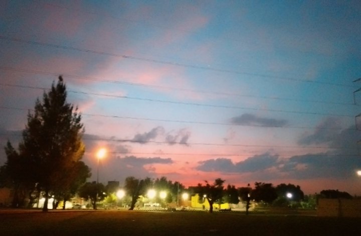 TJoselinee's tweet photo. Lo bello de la tarde https://t.co/YaAibz6Js4