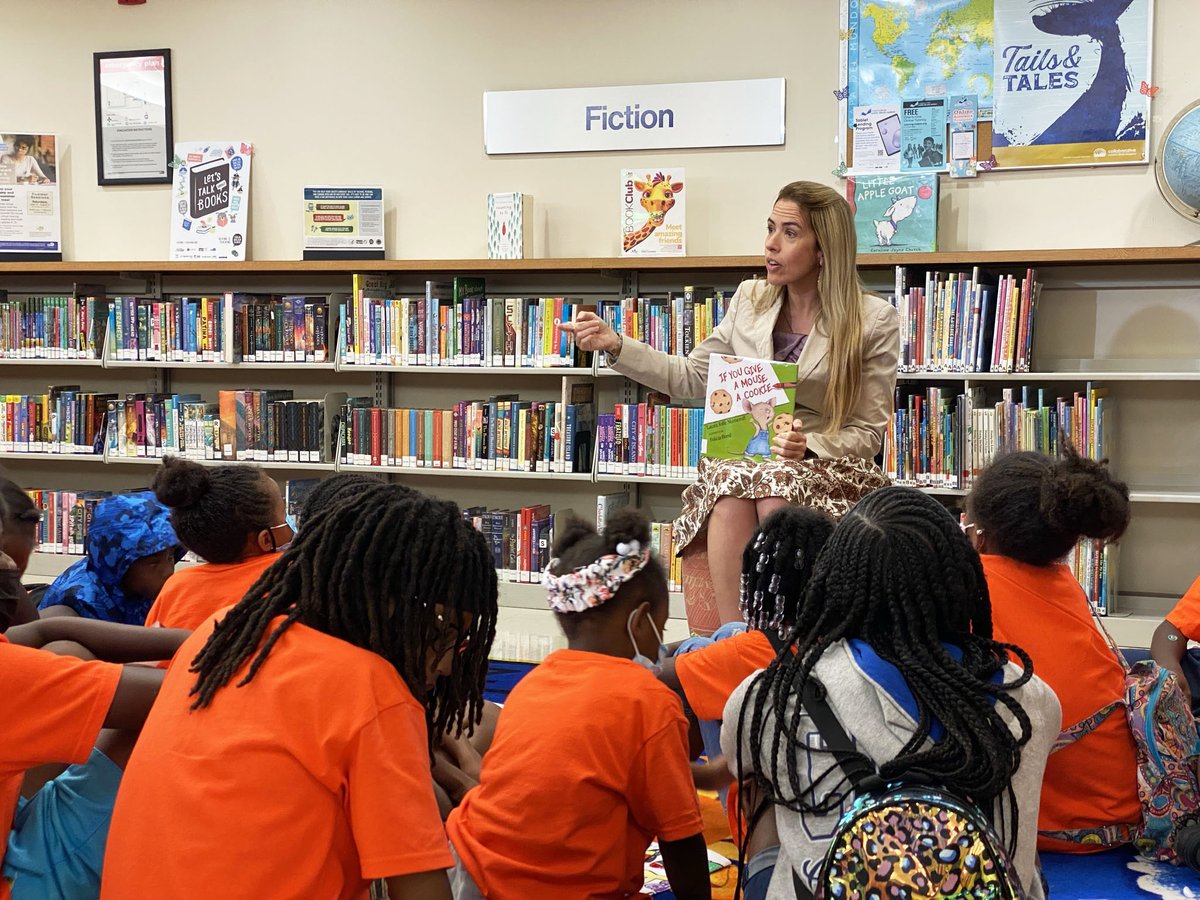 MDPLS's tweet photo. We had a great time today at the Virrick Park Branch Library with Commissioner @RaquelRegalado who joined us for a special #MDPLSSummerReading storytime. Summer campers from Macedonia Missionary Baptist Church of Miami were treated to a reading of “If You Give a Mouse a Cookie." https://t.co/mPqCSgu8VY