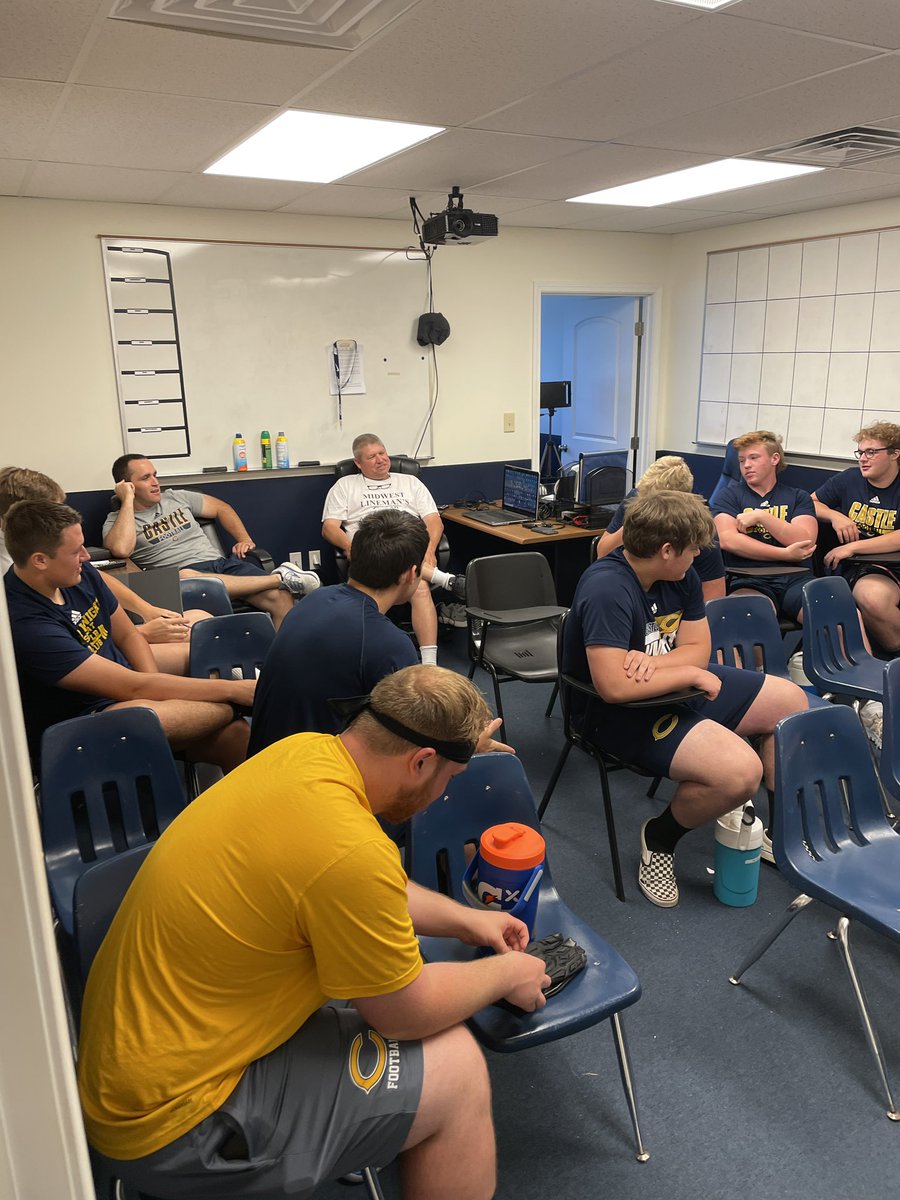 Special shout out to <a href="/CoachPaulAlex/">Paul Alexander</a> for coming to <a href="/Castle_Football/">Castle Knights Football</a> to work with our coaches and players this past weekend. It was an honor to have him, and we are grateful for his investment into making people better.  A great day for the men in the trenches!