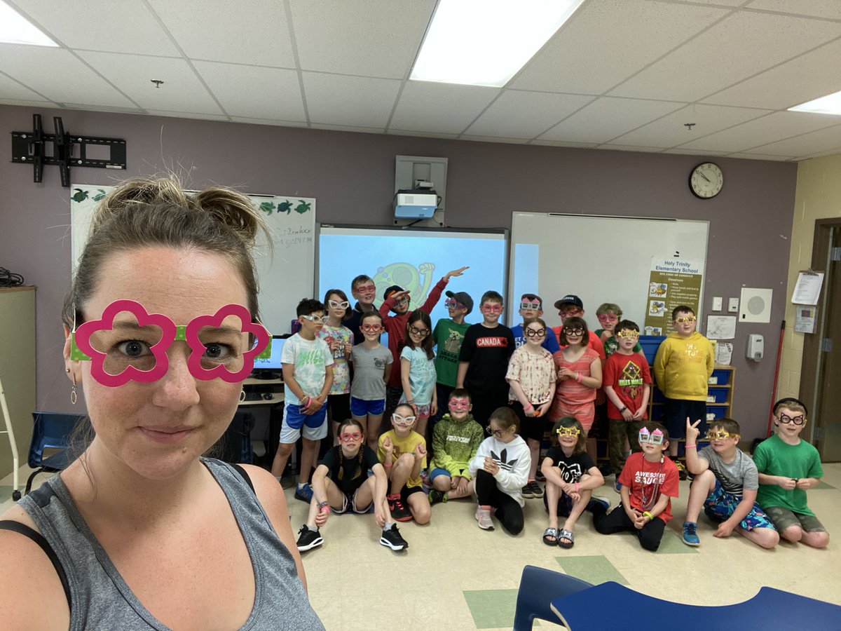 MrsHodderEDU's tweet photo. I’m certainly going to miss this group! #301 #summer #theyarethebest @HTE_K4 https://t.co/hzHQh0CYtj