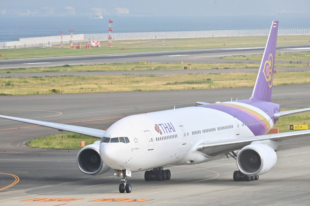 中部国際空港セントレア タイ国際 航空のb777がセントレアに到着しました 今日は貨物便として運航です そして旅客便のセントレア バンコク線は7月1日から週2便で運航再開予定です T Co Wxic80cvjo 中部国際空港セントレア タイ国際 航空のb777がセントレアに到着しました 今日は貨物便として運航です そして旅客便のセントレア バンコク線は7月1日から週2便で運航再開予定です T Co Wxic80cvjo