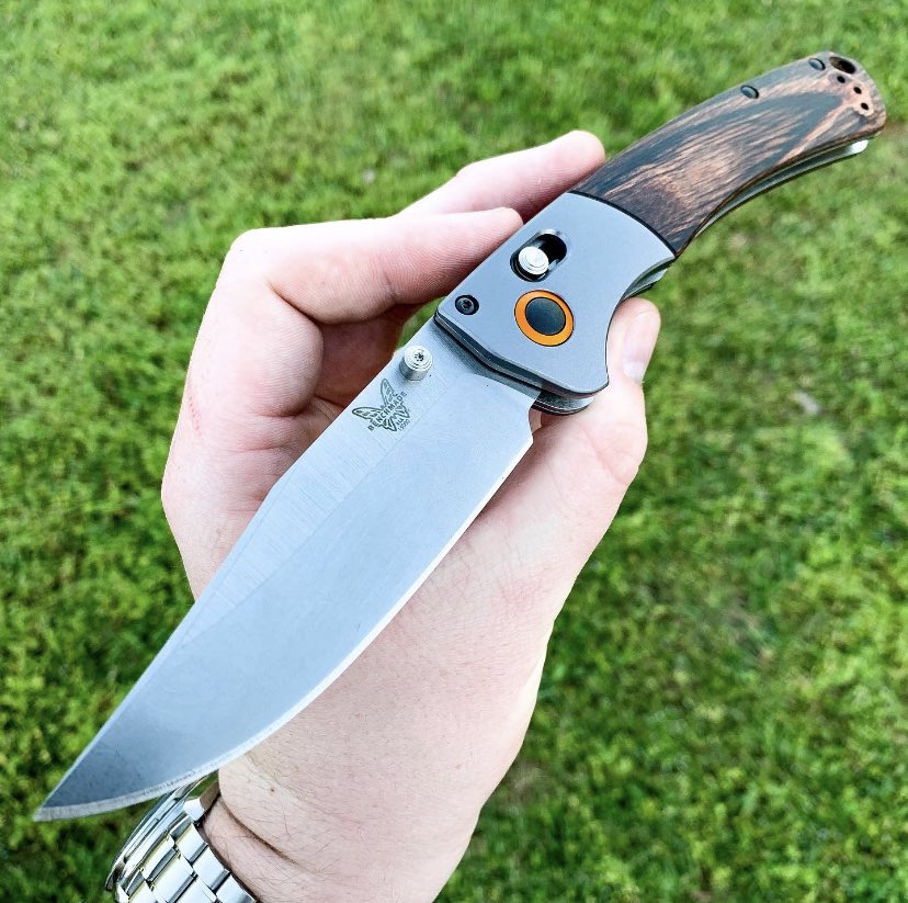 StNicksKnives's tweet photo. #WoodWednesday with the @BenchmadeKnives 15080-2 Crooked River! Check one out at our Athens, Huntsville, or Florence stores or over on our website linked in the page bio. #knivesRsharp https://t.co/Vodhf53gRk
