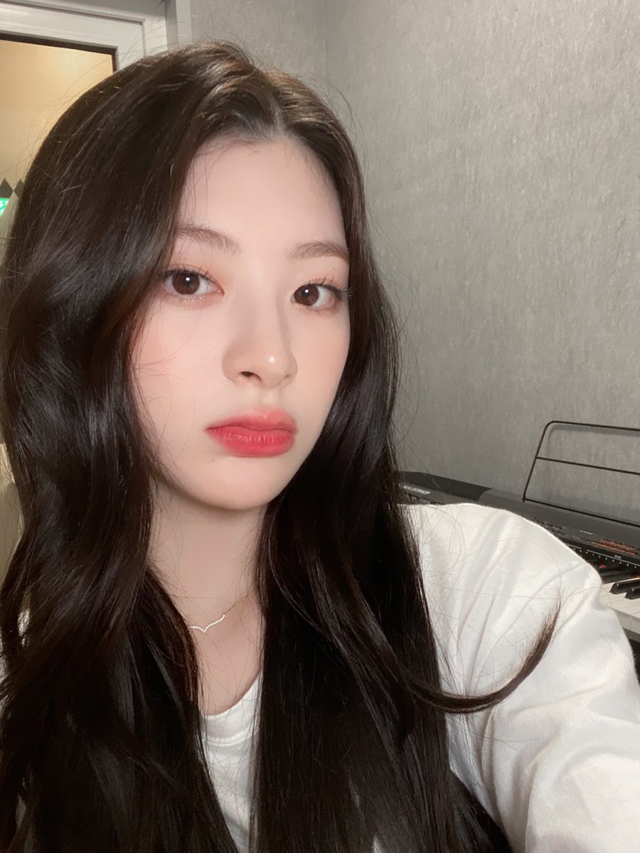 서 tweet media