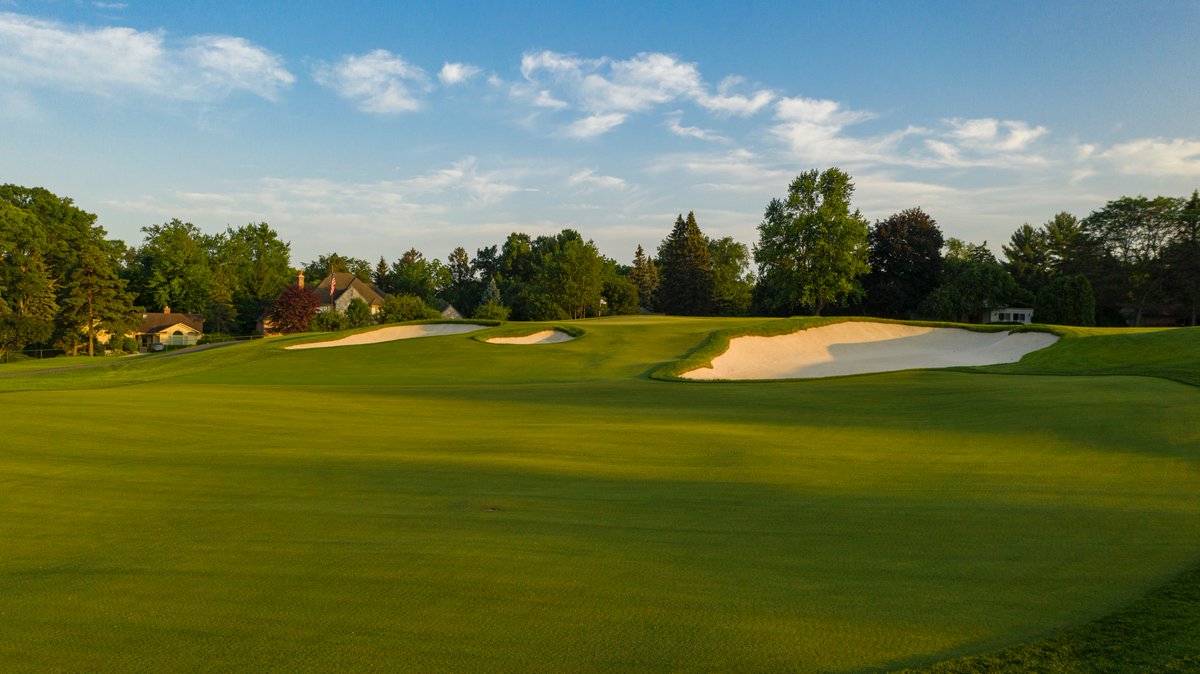 fried_egg_golf's tweet photo. Gil Hanse has restored the Donald Ross flair to the South Course at Oakland Hills. A U.S. Open may be in Detroit's future. https://t.co/zsnTQwtEmh