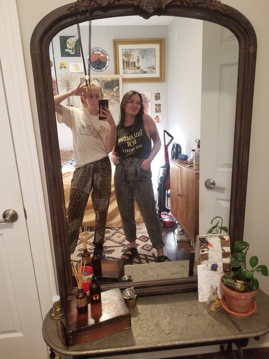 FrellenC's tweet image. punk goes pop was really there for us