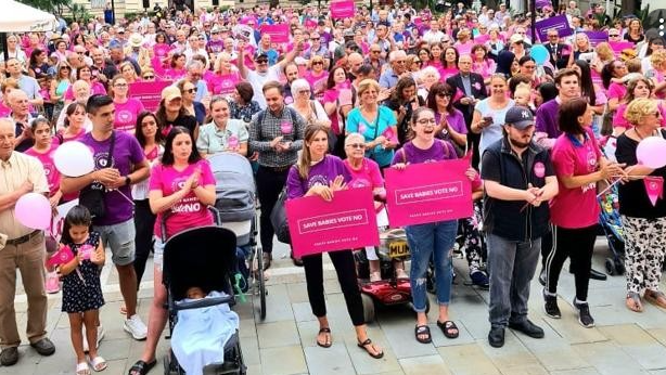castelarprovida's tweet photo. Mañana Gibraltar (colonia del Reino Unido en España) vota un referéndum para legalizar el aborto. Nosotros estamos por el "NO".
Unámonos con #savebabiesvoteno y #proliferock
@GibProLife @RightToLifeUK https://t.co/gUltzKKenC