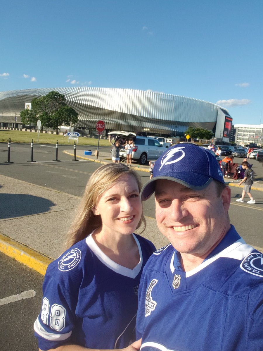 We are here representing!

<a href="/TBLightning/">x - Tampa Bay Lightning</a>