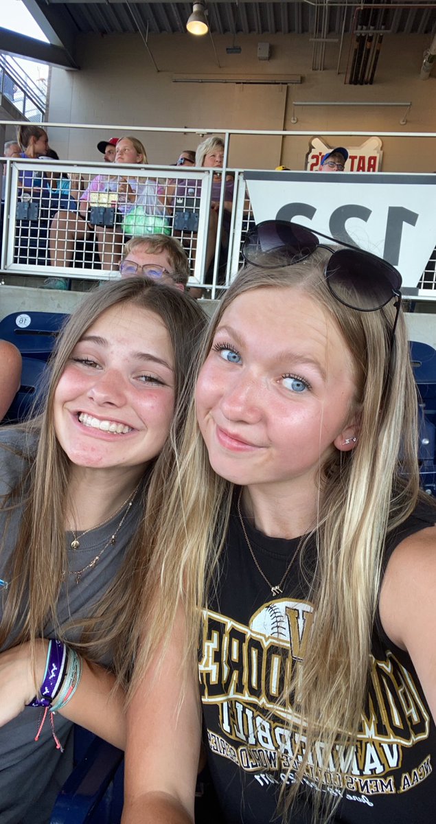 nhilgenk's tweet photo. go Vanderbilt #CWS #CWSOmaha #CollegeWorldSeries https://t.co/0lhB3xE4sv