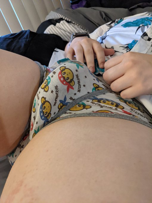 Give sub bigger peepee. Immediately take away peepee privileges! 😈😈 #Chastity #Packer #FtM #BDSM https://t<a href="/tag/bdsm"class="tags"><span>#bdsm</span></a><a href="/tag/chastity"class="tags"><span>#chastity</span></a><a href="/tag/ftm"class="tags"><span>#ftm</span></a><a href="/tag/packer"class="tags"><span>#packer</span></a>