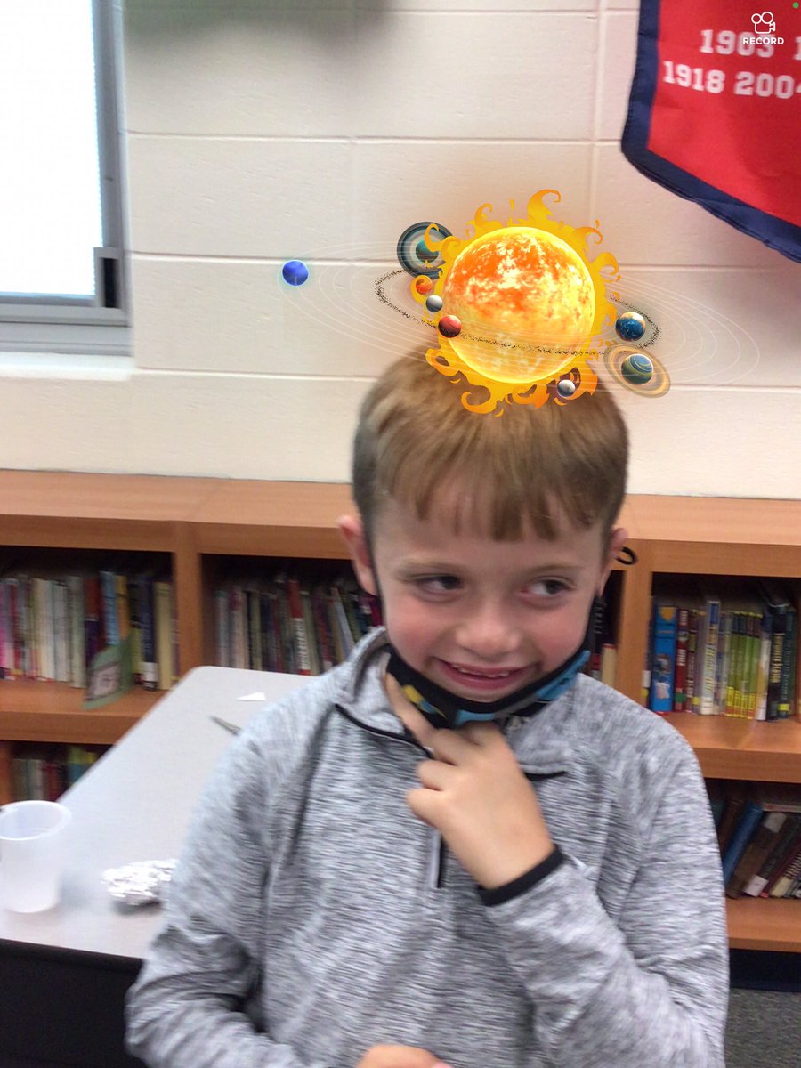 sparrow1239's tweet photo. Learning about the solar system with Merge Cubes and Galaxy Explorer app at Summer STEM Camp. Our future leaders have the world in their hands! #TheMishawakaWay #scmstem #PAEMST https://t.co/rVG5RJf2kr