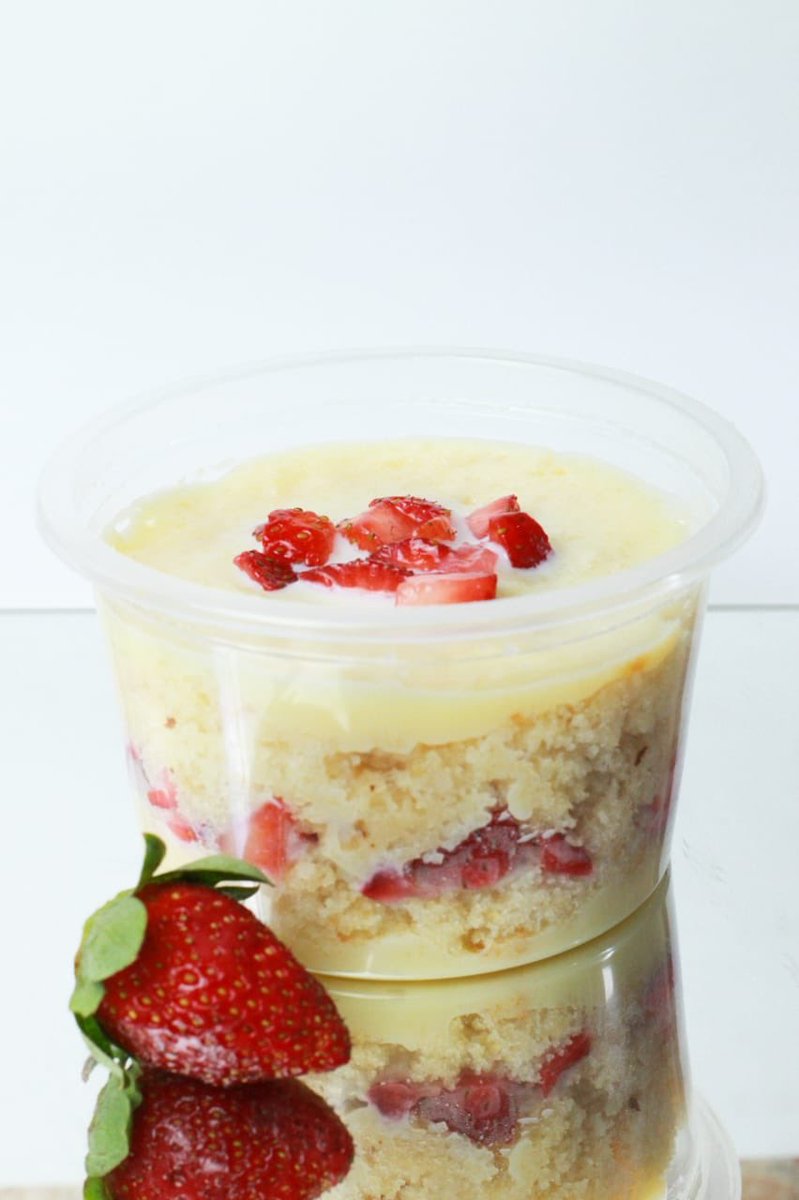 elzalgcosta's tweet image. quem puder dar uma moral p amiga!!! os preços estão ótimos e os doces são perfeitos e olhem essas fotos incríveis! quem prova sabe que somos as melhores da zo💫 brota que a mãe tá on