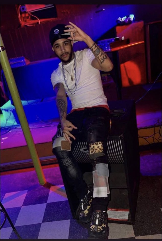 IzzyfnC's tweet image. Life on the line for all my guyz I’m die anyway .Too many shoot outs bacc to bacc I Could die any Day🥶🎯🎱✌🏽3️⃣✔️🗣💨🏌🏾‍♂️ #GetStr8 #CF