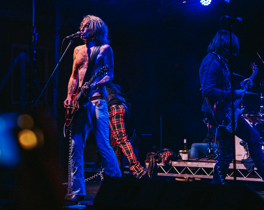 TheYouAmI's tweet photo. Thanks to everyone who made it to last weekend's shows at Sandstone Point and Miami Marketta.
It was a blast!!!
#SPRINGLOADED #miamimarketta #thewaterboy #thelivesofothers #youami #youamialbum11 #GBTFLoU https://t.co/MYmzrDOIEI