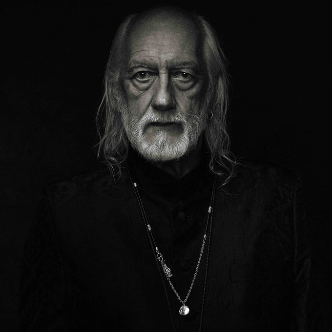 Happy 74 birthday to the amazing Fleetwood Mac drummer Mick Fleetwood! 